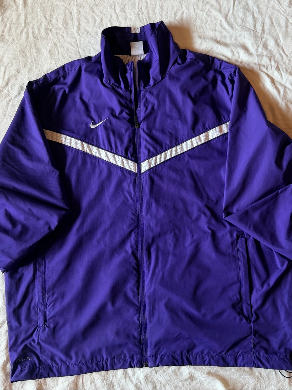 Nike Men’s Purple Full-Zip Windbreaker with White Chevron